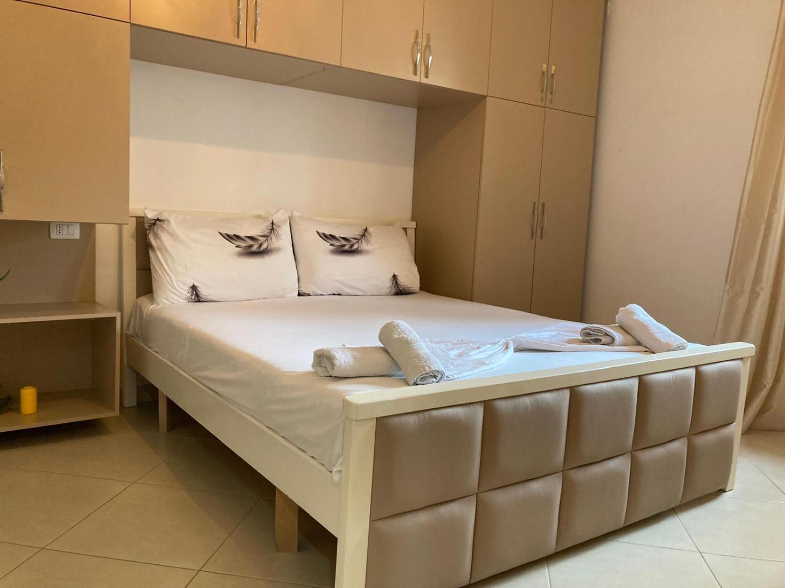 Hergi Apartament Вльора Екстер'єр фото